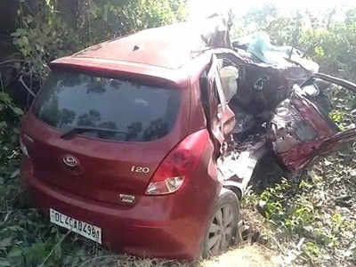 Bihar News: दर्दनाक हादसे में दंपती समेत 4 लोगों की मौत, होली मनाने घर आ रहा था परिवार, ट्रक से हुई कार की टक्कर