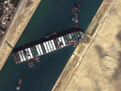 Suez Canal History: आज एक जहाज ने रोका कारोबार, युद्ध से लेकर शांति तक की गवाह है स्वेज नहर