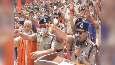 Haridwar news : कोरोना गाइडलाइन के पालन और सुरक्षित कुंभ के लिए 10 हजार पुलिकर्मियों ने ली शपथ