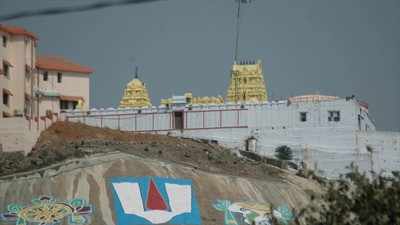 యాదాద్రి ఆలయంలో కరోనా కలకలం... రెండ్రోజుల్లోనే 68 పాజిటివ్ కేసులు