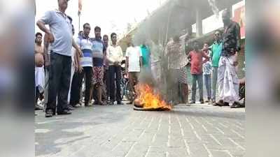 তৃণমূলের পোষ্টার ছেড়াকে কেন্দ্র করে রণক্ষেত্র সাঁকরাইল