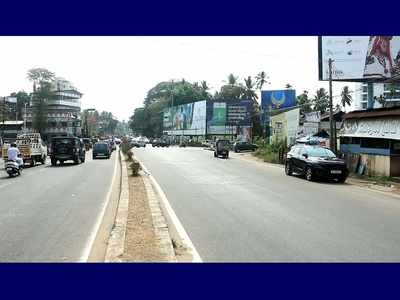 വീതി കൂട്ടാന്‍ വരട്ടെ ... പഴയ നഷ്ടപരിഹാരം ആദ്യം കിട്ടട്ടെ, എരഞ്ഞിപ്പാലത്തെ വ്യാപാരികള്‍ പ്രതിഷേധത്തിനൊരുങ്ങുന്നു