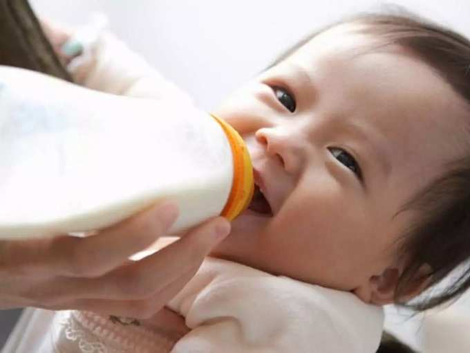 1 वर्षाआधी बाळाला गायीचे दूध पाजावे का?