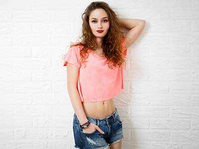 Crop Top For Summer : कंफर्ट और स्टाइल का खूबसूरत मेल हैं ये Crop Tops