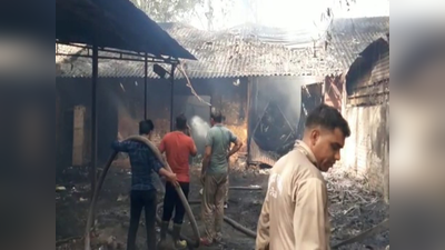 Meerut news : BSNL के गोदाम में लगी भीषण आग, फायर ब्रिगेड ने पाया आग पर काबू