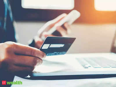 Debit card, credit card auto-payment: ऑटोमेटिक पेमेंट को लेकर रिजर्व बैंक ने बदले नियम, एक अप्रैल से ये काम करना हुआ जरूरी!