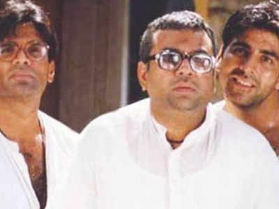 21 Years of Hera Pheri: 82 साल के बुजुर्ग और हेरा फेरी की डीवीडी, किस्सा सुन रो पड़े थे परेश रावल