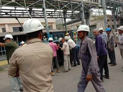 Prayagraj News : इफको कांड में दोषी 11 अधिकारी सस्पेंड, हादसे में 3 मजदूरों ने गंवाई थी जान