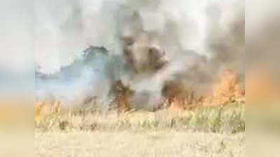Deoria news : देवरिया में आग का ताण्डव, 400 एकड़ गेहूं की फसल जल कर खाक