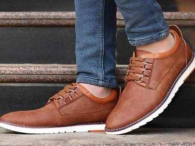 Sneakers For Men : स्टाइल के साथ कंफर्ट में बेस्ट हैं ये Sneakers, 68% तक के हैवी डिस्काउंट में आज ही खरीदें