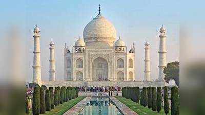 Agra News: ताजमहल की टिकट बिंडो पर निकला अजगर, मचा हड़कंप, फिर हुआ यूं