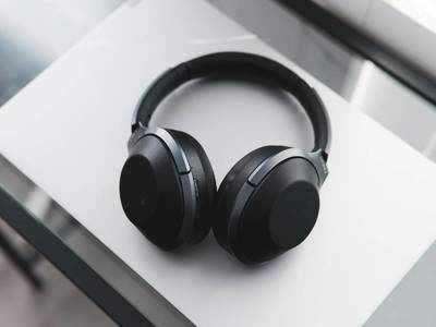 Over Ear Headphones : सबसे ज्यादा बिकने वाले इन हेडफोन को आज ही कर लें ऑर्डर