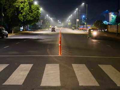 Night Curfew In Lucknow : आज से लखनऊ समेत 3 जिलों में नाइट कर्फ्यू, रात 9 से सुबह 6 बजे तक रहेगी बाहर निकलने पर पाबंदी