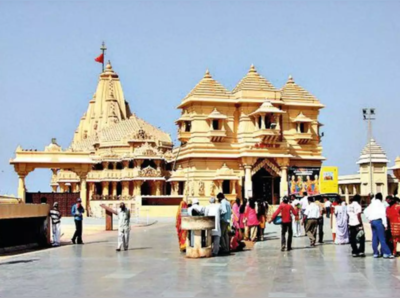 કોરોનાની અસર: ગુજરાતના પ્રખ્યાત મંદિરોમાં દાનની રકમમાં થયો ઘટાડો