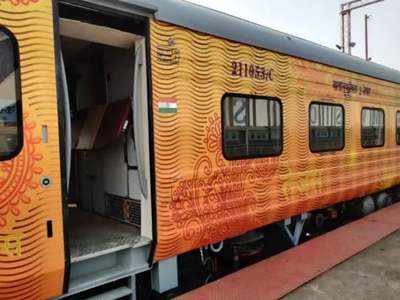 Indian Railway News: मॉडर्न कोच वाली राजधानी ट्रेनों में यात्रा करना हुआ महंगा, जानिए रेलवे ने कितना बढ़ाया किराया
