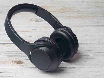 Wireless Headphones : दमदार बेस वाले ये Headphones हैं बजट में फिट और दाम में भी हिट