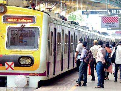 Mumbai local Train: आम यात्रियों को लोकल ट्रेन में सफर की फिर मनाही