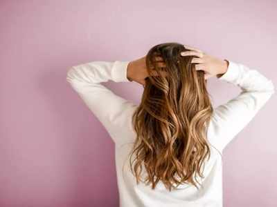 Stop Hair Fall केसगळतीच्या समस्येमुळे त्रस्त आहात का? केसांची वाढ न होण्यामागे असू शकतात ही ७ कारणे