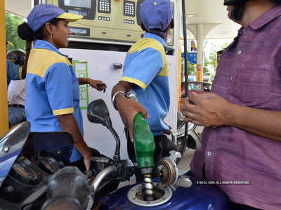 Petrol rate today पेट्रोल-डिझेल ; पेट्रोलियम कंपन्यांनी घेतला इंधन दरांबाबत हा निर्णय