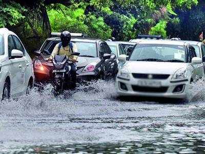 കേരളത്തിൽ വ്യാഴാഴ്ച വരെ ശക്തമായ കാറ്റിനും മഴയ്ക്കും സാധ്യത