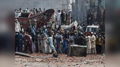 लाहौर बना मैदान-ए-जंग, तहरीक-ए-लब्‍बैक के समर्थन में आए कई कट्टरपंथी गुट