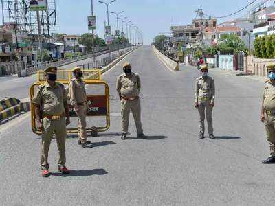 Lockdown In Uttar Pradesh: HC का कोरोना से प्रभावित यूपी के 5 शहरों में कंप्लीट लॉकडाउन का निर्देश, UP सरकार का इनकार