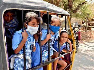 Corona In Delhi: दिल्ली के स्कूलों में 20 अप्रैल से शुरू हो जाएंगी गर्मी की छुट्टियां, कोरोना के कारण केजरीवाल सरकार ने बदला शेड्यूल