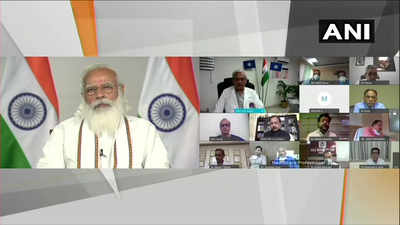 coronavirus india : करोनाने चिंता वाढवली; PM मोदींची देशातील वरिष्ठ डॉक्टरांसोबत बैठक