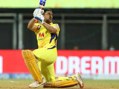 MS Dhoni Boundary On Sunil Narine: एमएस धोनी ने आईपीएल इतिहास में पहली बार सुनील नरेन की गेंद पर जड़ी बाउंड्री, 65वीं गेंद पर मिली सफलता