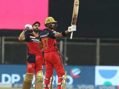 RCB vs RR : रवि शास्त्री ने मास्टर विराट कोहली और  स्टूडेंट देवदत्त पडिक्कल को सराहा