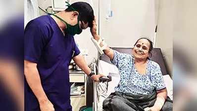 Mumbai Coronavirus News: कोरोना से जीत की कहानी, 75 साल की शैलजा के पास सिर्फ 24 घंटे बचे थे, 13 दिन में दे दिया वायरस को मात