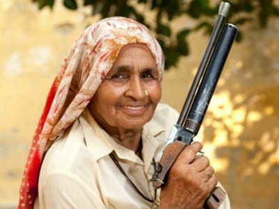Chandro Tomar News: शूटर दादी चंद्रो तोमर कोरोना पॉजिटिव, सांस लेने में परेशानी पर अस्पताल में भर्ती