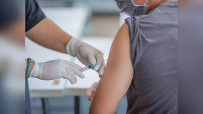 UP Corona Vaccine Update: लखनऊ, कानपुर समेत उत्‍तर प्रदेश के इन 7 जिलों में 1 मई से 18+ लोगों को लगेगी वैक्‍सीन