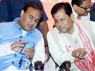 Assam Cm : हिमंता बिस्व सरमा का दिमाग...सर्बानंद की छवी...असम में मुख्यमंत्री के लिए किसे चुनेगी बीजेपी?