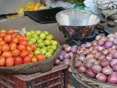 காய்கறி விலை: நேற்று வெங்காயம்... இன்று தக்காளி!