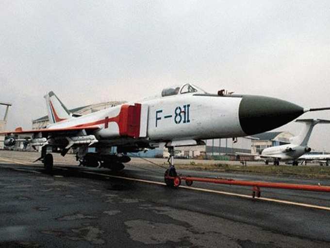 China J-8 Fighter Jet 03