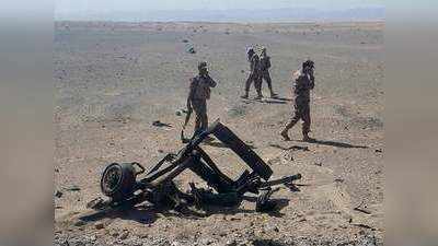 पाकिस्‍तानी सेना को करारा झटका, अफगानिस्‍तान से हमले में 4 सैनिकों की मौत, 6 घायल
