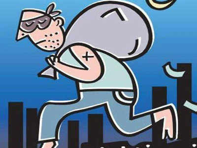 Lucknow News: रिटायर्ड ADM और असिस्टेंट कमिश्नर के फ्लैट से लाखों की चोरी, CCTV में कैद हुए 3 चोर