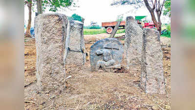 సిద్దిపేటలో చాళుక్యుల నాటి  వీరగల్లుల గుడి.. చాలా అరుదైనది