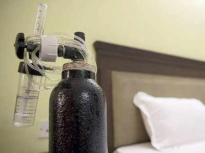 लखनऊ: कोविड अस्पतालों पर नकेल, मरीज के घरवालों के लिए खत्म हुआ ऑक्सिजन का झंझट