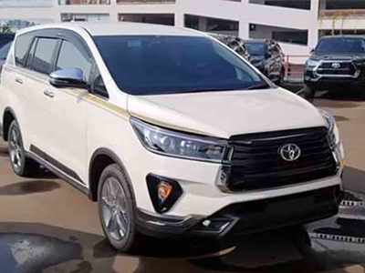 Toyota Innova चे ५०वे अ‍ॅनिव्हर्सरी व्हेरिएंट लाँच, पाहा डिटेल्स