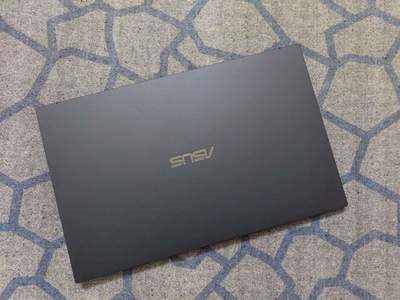 Asus ExpertBook B9 (B9400) Review: इस हल्के-मजबूत लैपटॉप की साउंड क्वालिटी है एक नंबर लेकिन साथ मिलेंगी कुछ खामियां