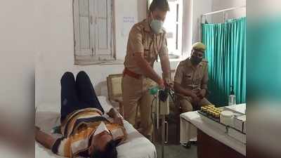 Bijnor CO doctor news: बिजनौर के पुलिस क्‍वारंटीन सेंटर में एक साथ दो सपने पूरा कर रहा है यह वर्दी वाला डॉक्‍टर