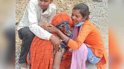 शाहजहांपुर: ट्रैक्टर टॉली से कुचलकर महिला की हो गई मौत, पुलिस के सामने पति ने इकट्ठा किए शव के टुकड़े