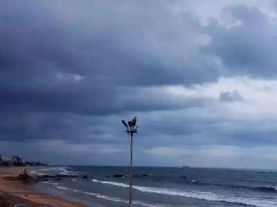 তীব্র গতিতে ধেয়ে আসছে Cyclone Tauktae, জরুরি বৈঠকে মোদী