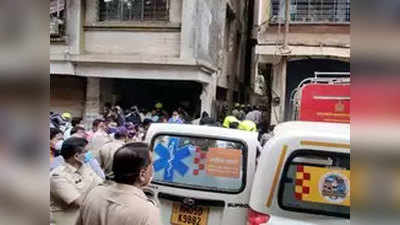 Ulhasnagar Building Slab Collapse: उल्हासनगरात इमारतीचा स्लॅब कोसळला; ४ ठार, ११ जणांना वाचवण्यात यश