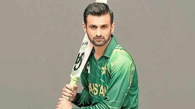 Shoaib Malik Blasts PCB: शोएब मलिक ने खोली पाकिस्तान क्रिकेट बोर्ड की पोल, लगाया नेपोटिज्म का आरोप, कहा- करियर लगा है दांव पर