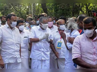 സത്യപ്രതിജ്ഞ സ്റ്റേഡിയത്തിൽ തന്നെ; ആളുകളുടെ എണ്ണം കുറയ്ക്കും