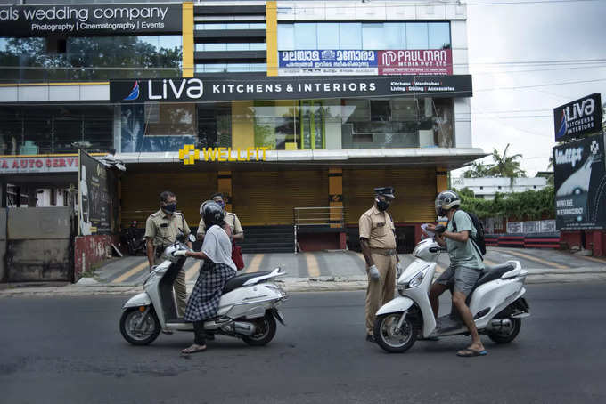 എറണാകുളത്തെ നിയന്ത്രണങ്ങൾ