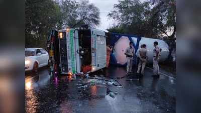 बोकारो से भोपाल आ रहा ऑक्सिजन टैंकर पलटा, कंटेनर सुरक्षित